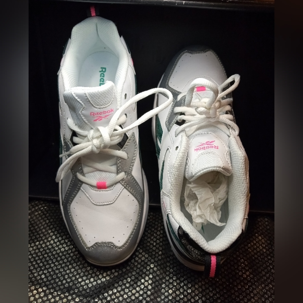 White Reebok sneakers - Picture 6 of 6